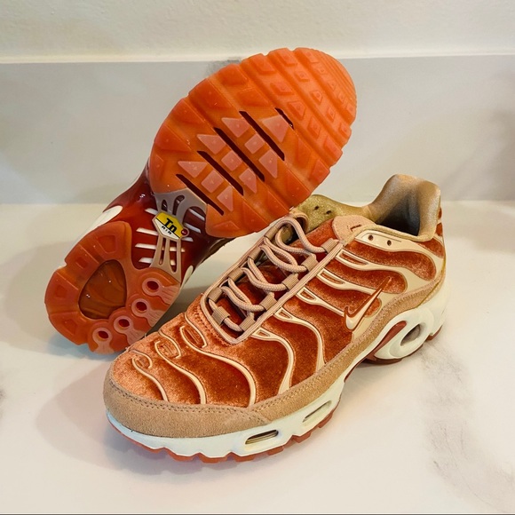 Women's Nike Air Max Plus LX “Velvet Dusty”